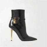 Valeria Boot